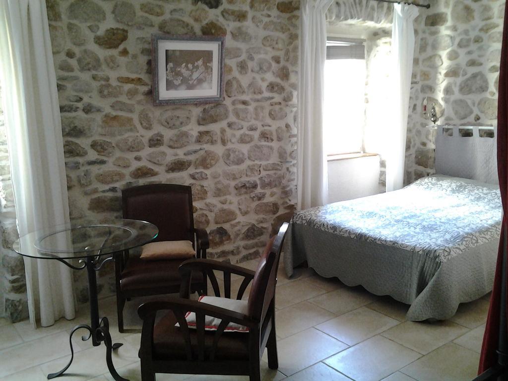 Le Mas De La Musardiere Chambres D Hotes Les Assions ห้อง รูปภาพ