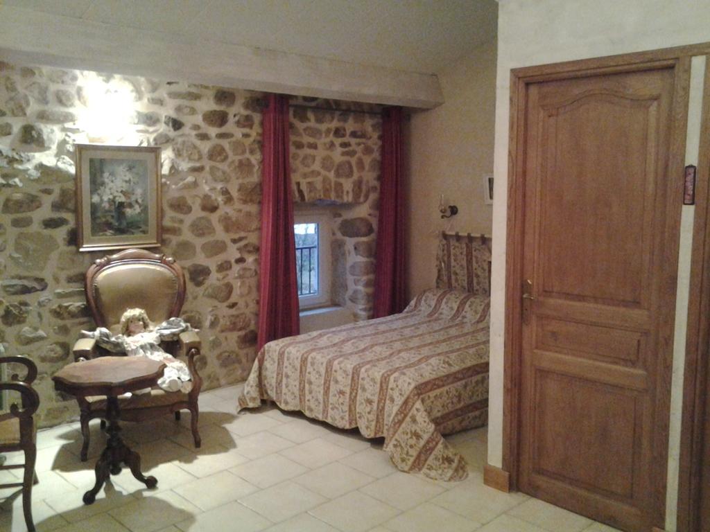 Le Mas De La Musardiere Chambres D Hotes Les Assions ห้อง รูปภาพ